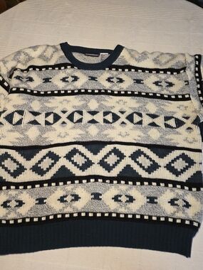 Vintage 80s 90s Expressions Navy and Grey Geometric Crewneck Sweater XL